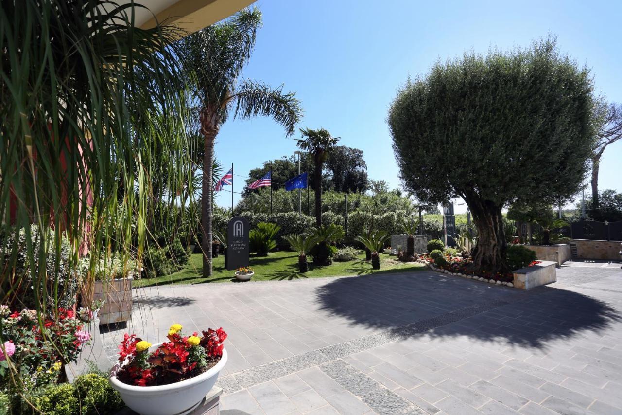 Hotel Agora Sure Hotel Collection By Best Western Lago Patria Exterior foto