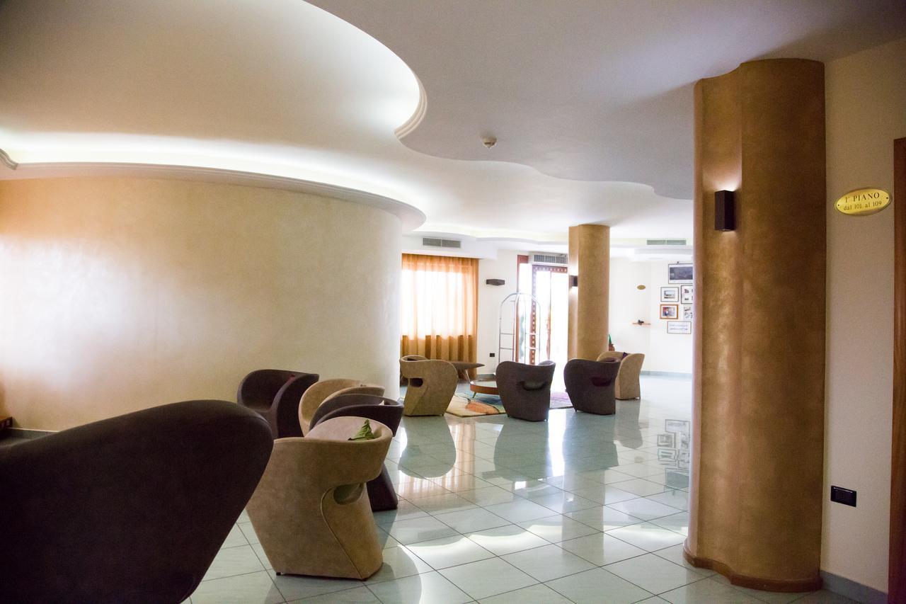 Hotel Agora Sure Hotel Collection By Best Western Lago Patria Exterior foto
